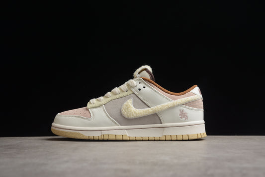NK Dunk Low - Year of the Rabbit